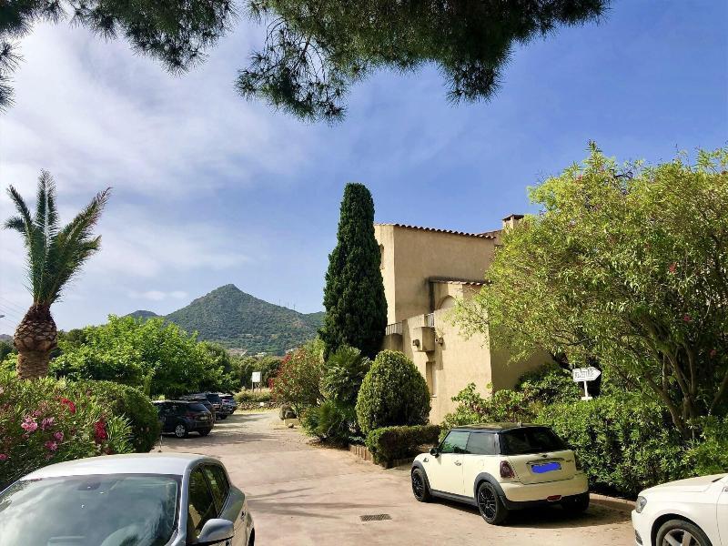 Motel Le Vieux Moulin LʼÎle-Rousse エクステリア 写真