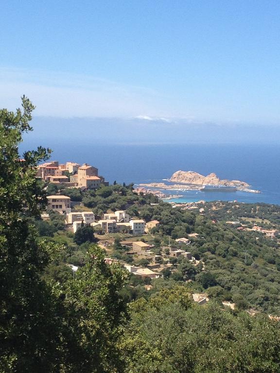 Motel Le Vieux Moulin LʼÎle-Rousse エクステリア 写真